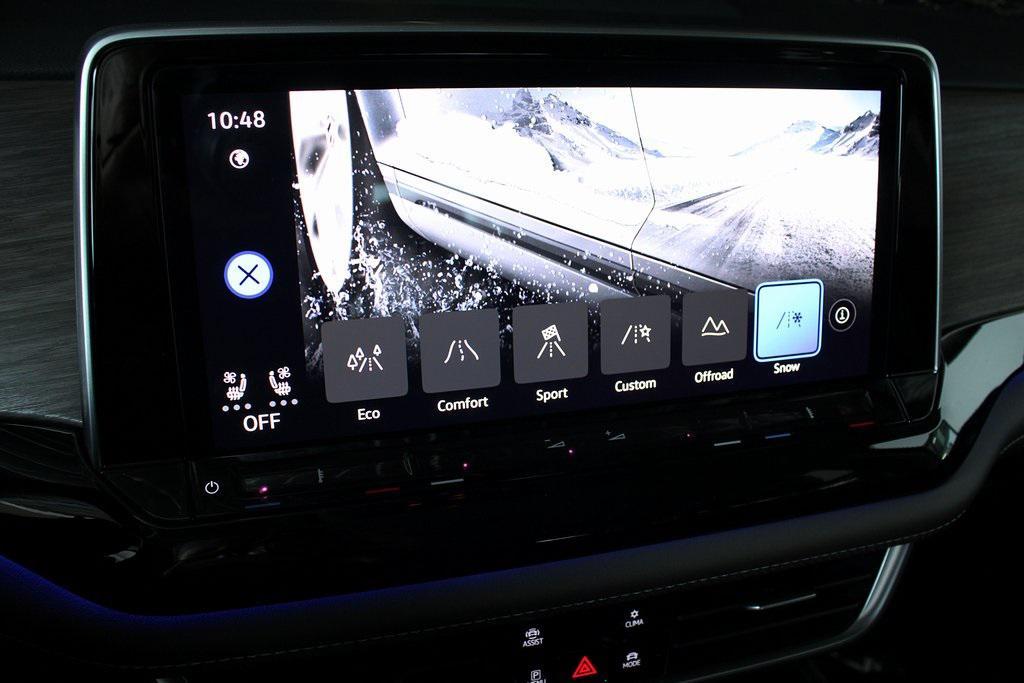 new 2025 Volkswagen Atlas car, priced at $44,666