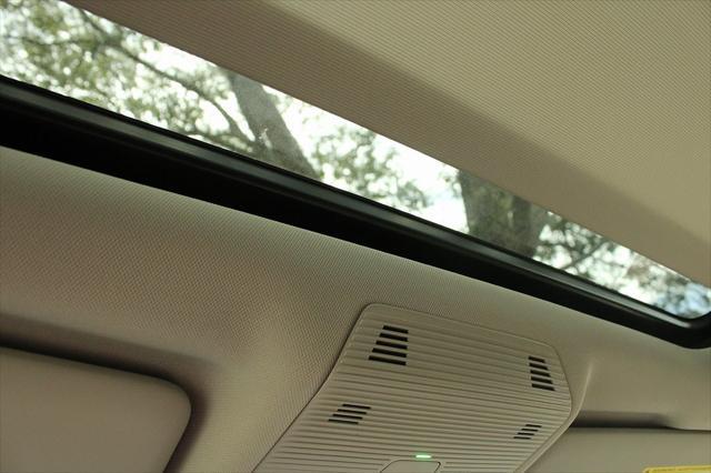 new 2025 Volkswagen Atlas car, priced at $47,093