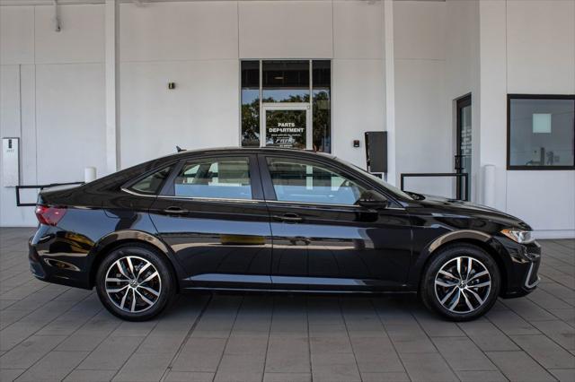 new 2025 Volkswagen Jetta car, priced at $25,652