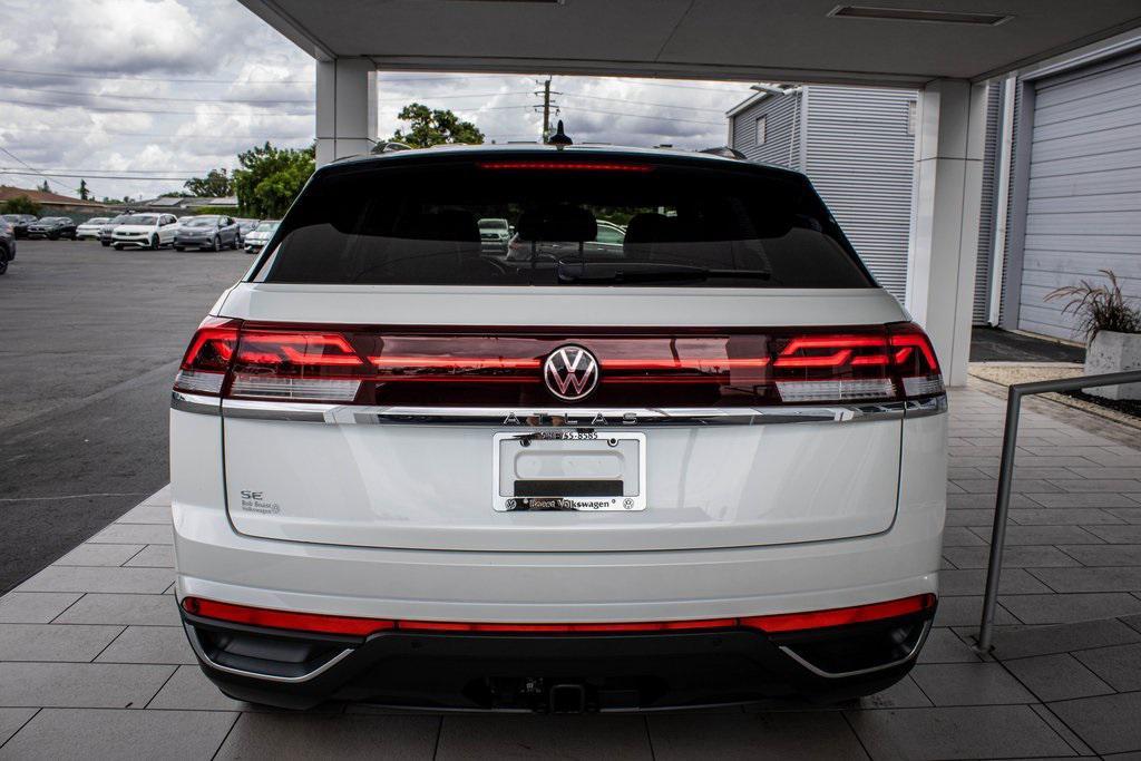 new 2026 Volkswagen Atlas Cross Sport car, priced at $43,272
