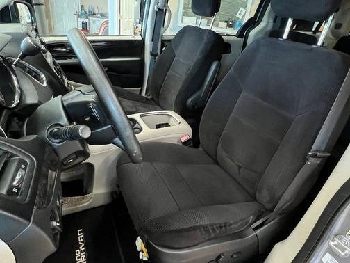 used 2014 Dodge Grand Caravan car, priced at $12,997