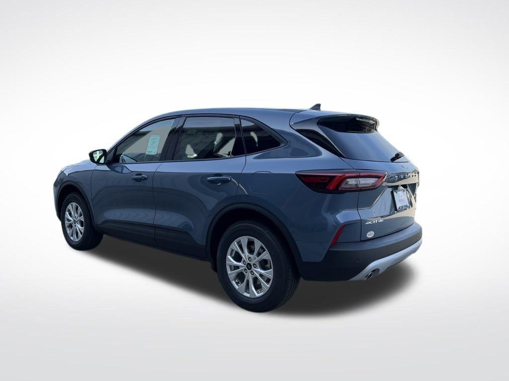 new 2025 Ford Escape car, priced at $28,977