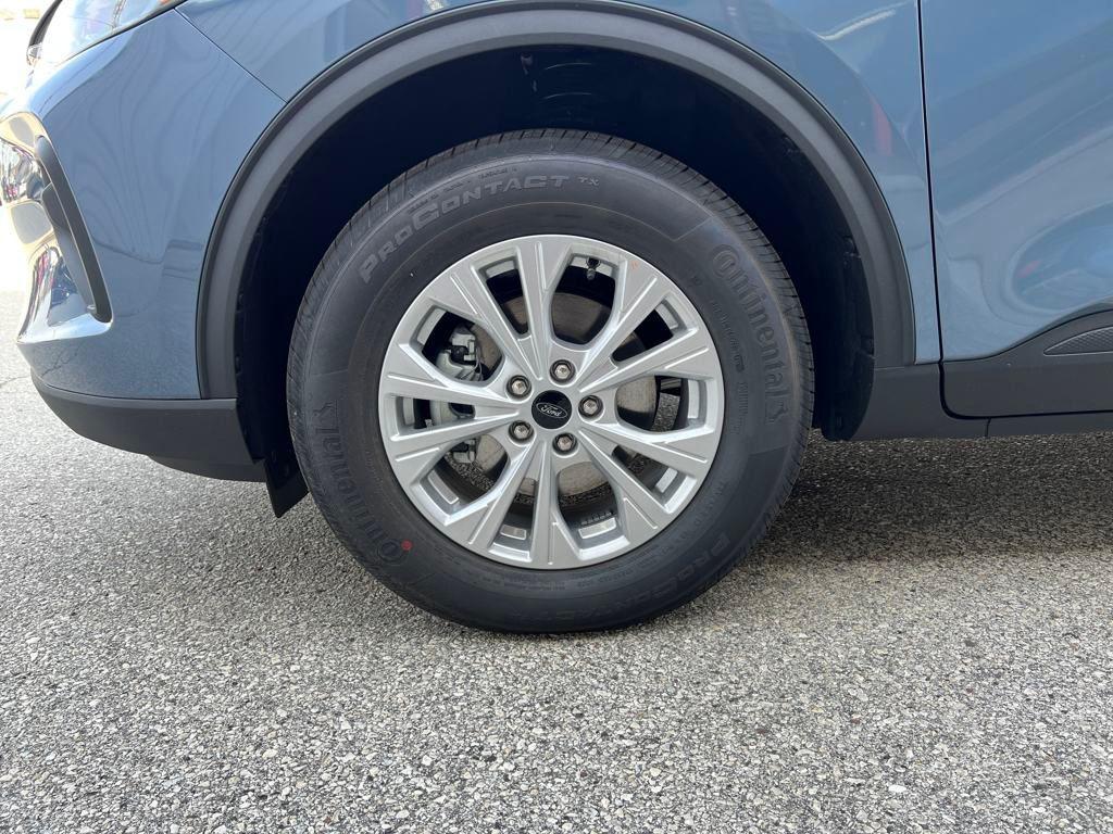new 2025 Ford Escape car, priced at $28,977