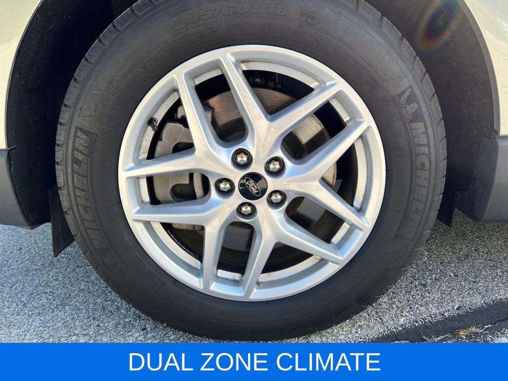 used 2024 Ford Edge car, priced at $27,750