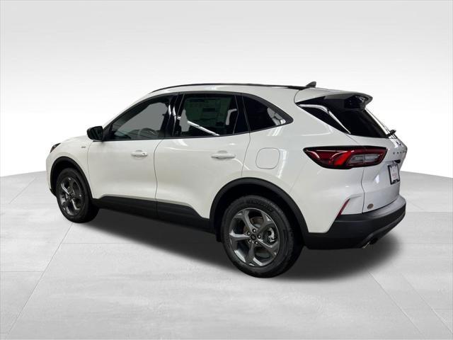 new 2025 Ford Escape car, priced at $30,678
