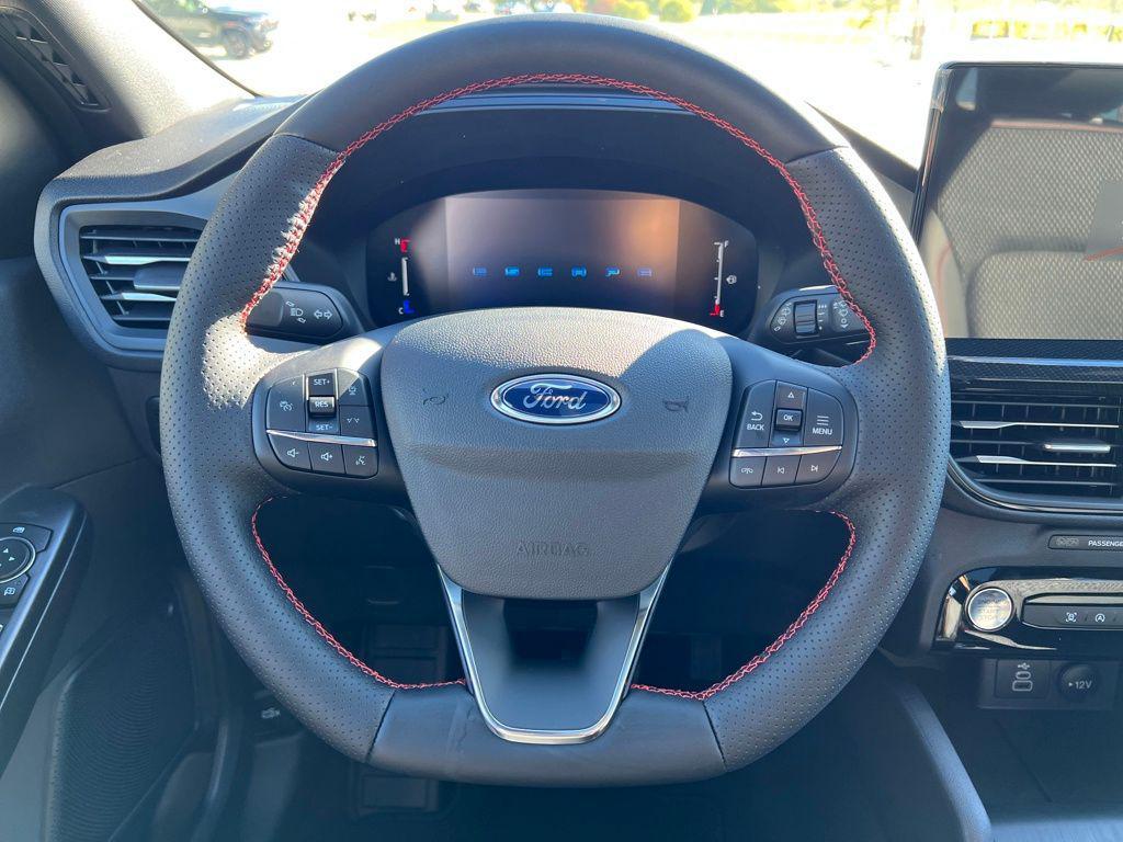 new 2025 Ford Escape car, priced at $29,154