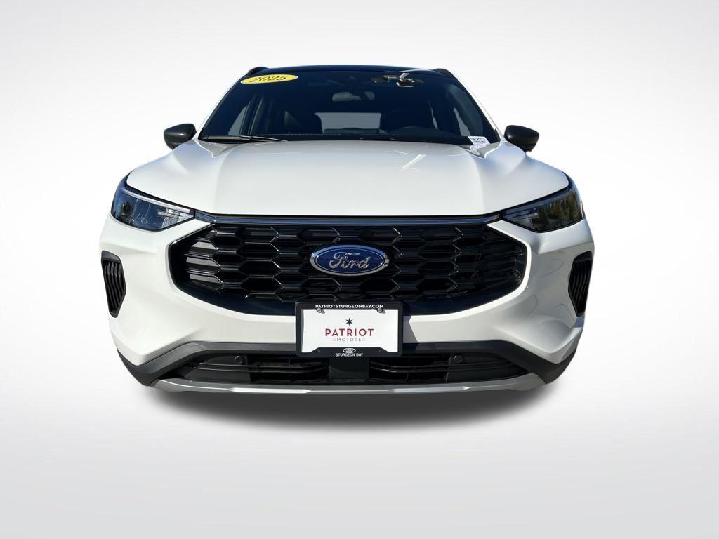 new 2025 Ford Escape car, priced at $29,154