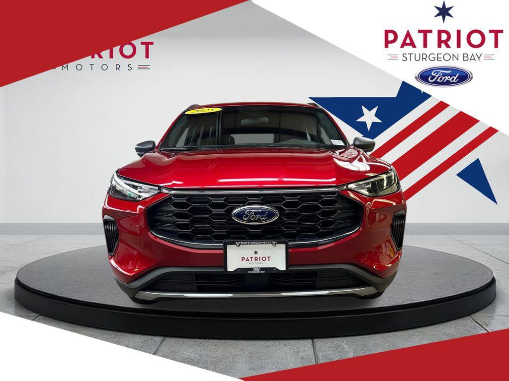 new 2025 Ford Escape car, priced at $29,438