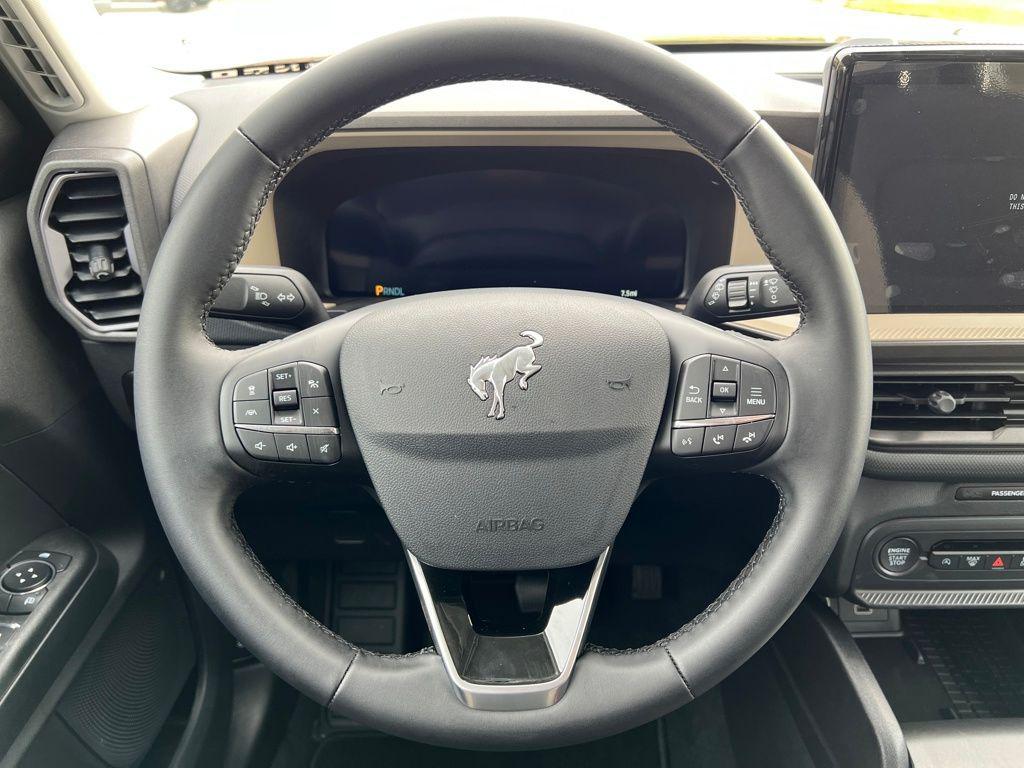 new 2025 Ford Bronco Sport car, priced at $33,286