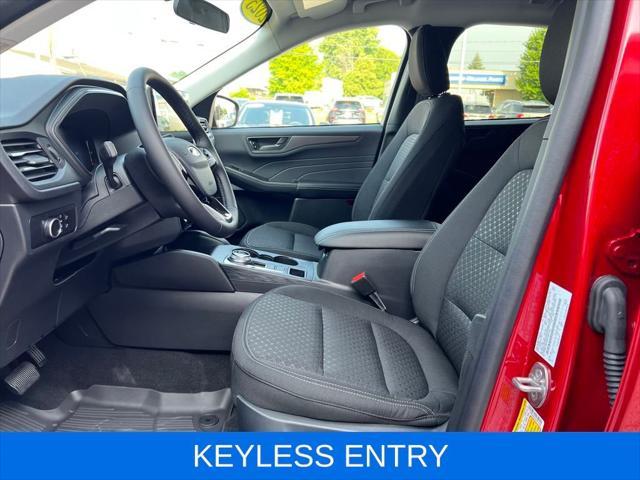 new 2025 Ford Escape car, priced at $30,572