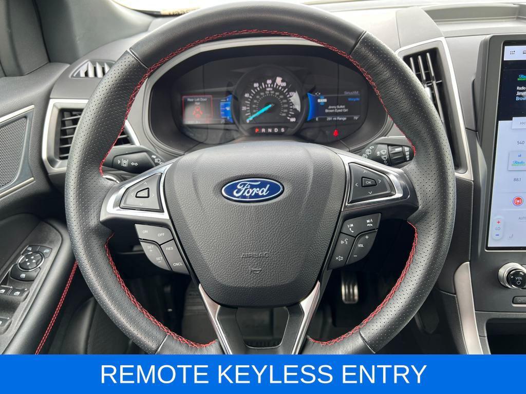 used 2024 Ford Edge car, priced at $35,250