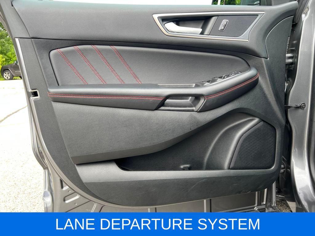 used 2024 Ford Edge car, priced at $35,250