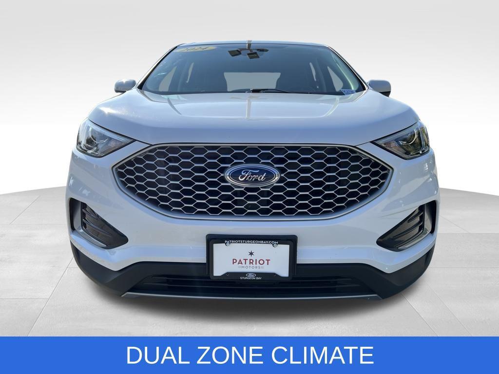used 2024 Ford Edge car, priced at $23,500