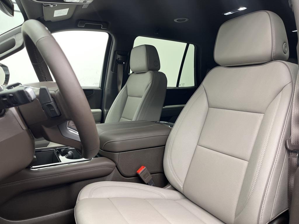new 2025 GMC Yukon car, priced at $73,710