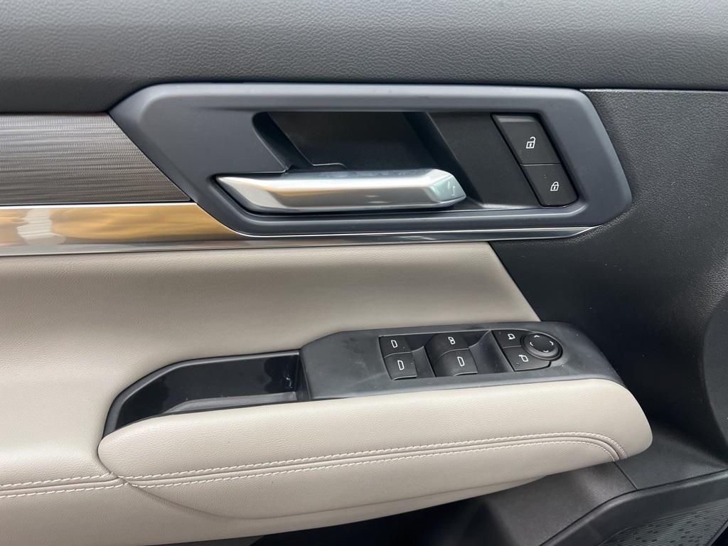 new 2025 GMC Terrain car, priced at $33,377