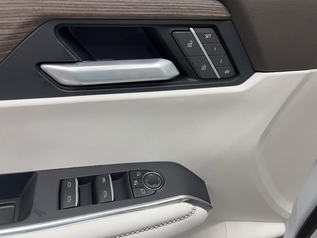 new 2026 GMC Acadia car, priced at $58,977