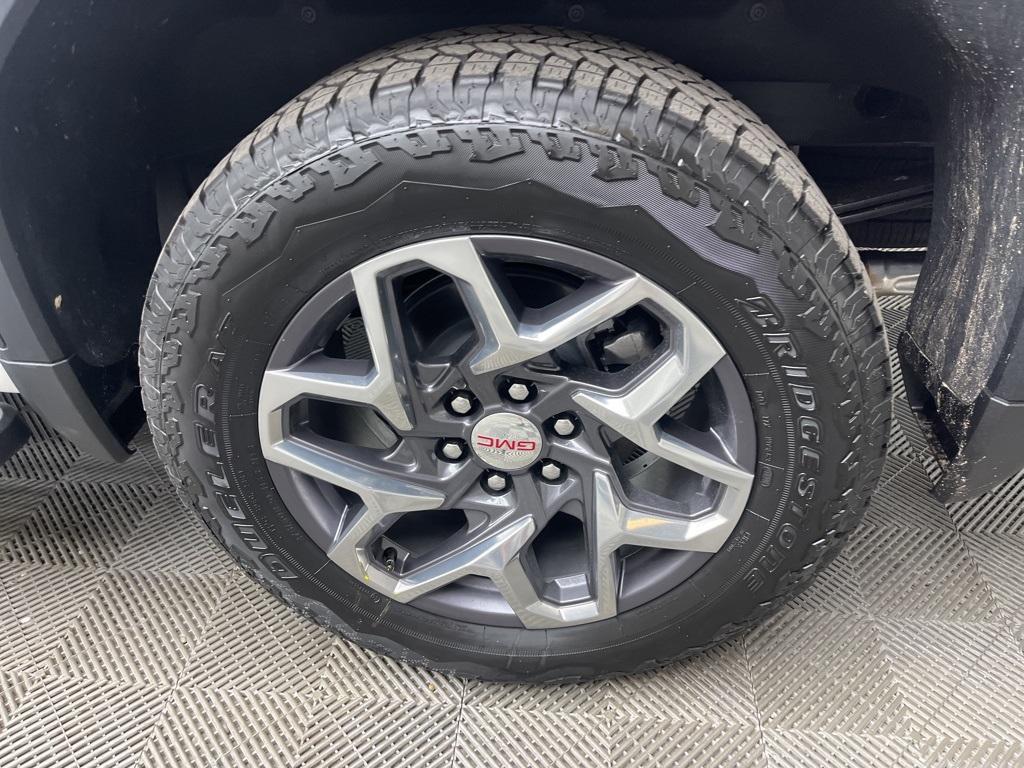 new 2025 GMC Sierra 1500 car, priced at $66,225