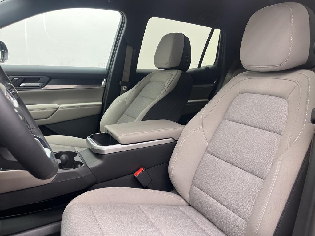 new 2025 GMC Terrain car, priced at $34,199
