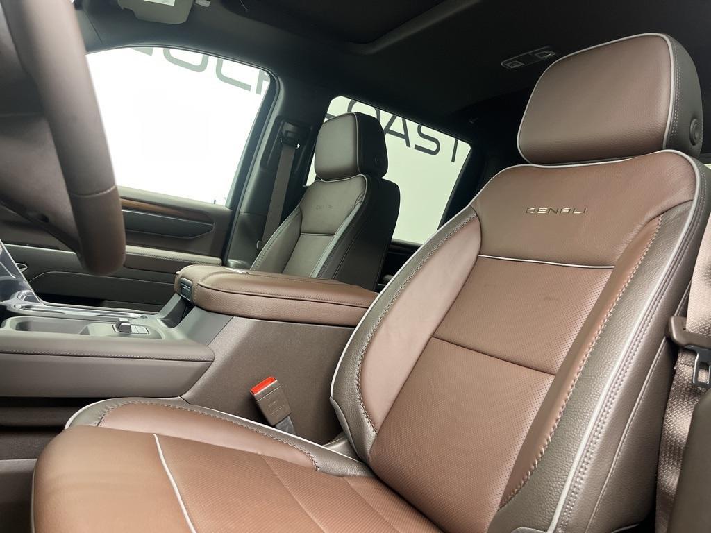 new 2025 GMC Sierra 2500 car, priced at $89,461