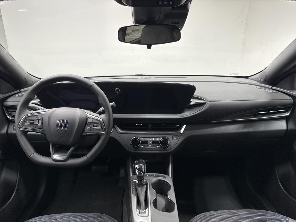 new 2025 Buick Envista car, priced at $25,692