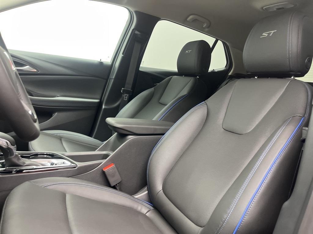 new 2026 Buick Encore GX car, priced at $28,202