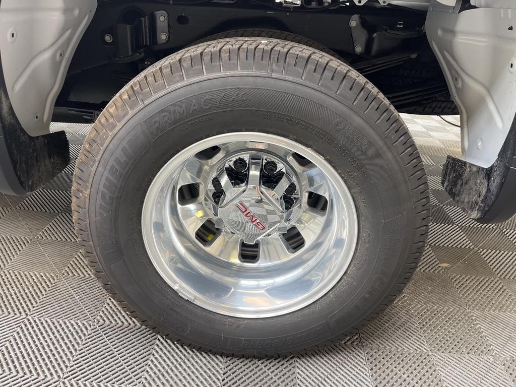 new 2025 GMC Sierra 3500 car, priced at $73,278