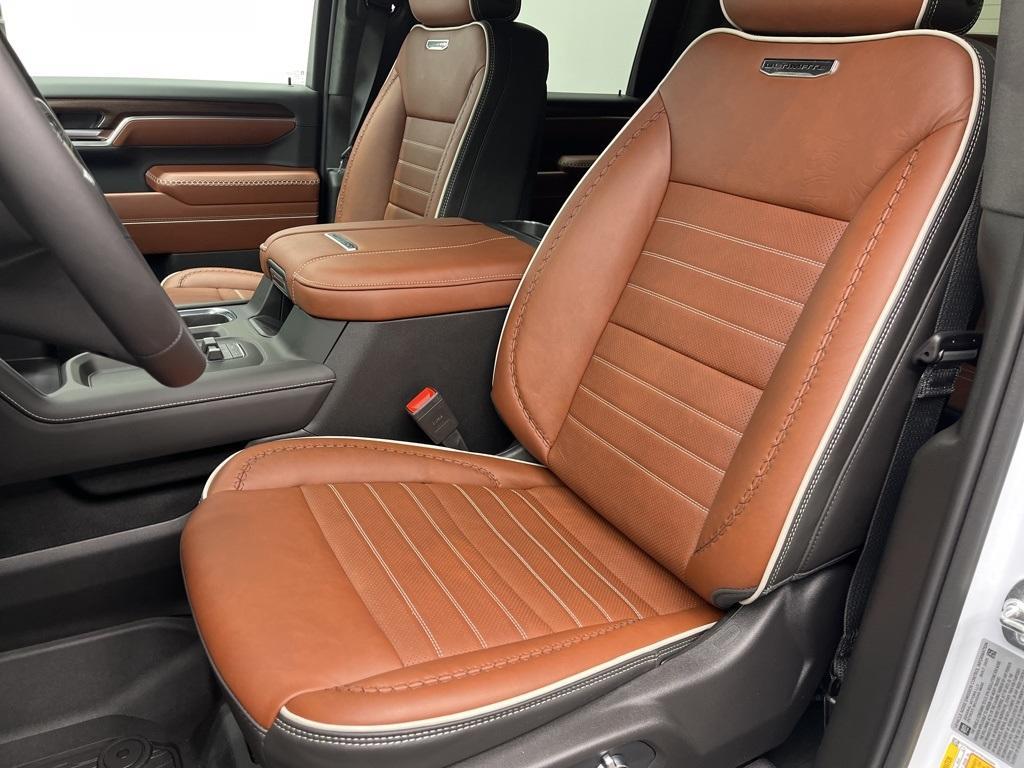 new 2026 GMC Sierra 2500 car, priced at $103,133