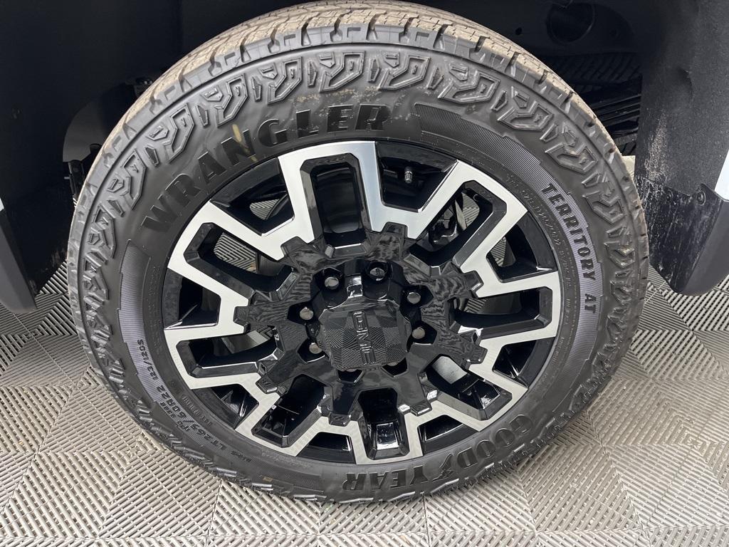 new 2026 GMC Sierra 2500 car, priced at $103,133