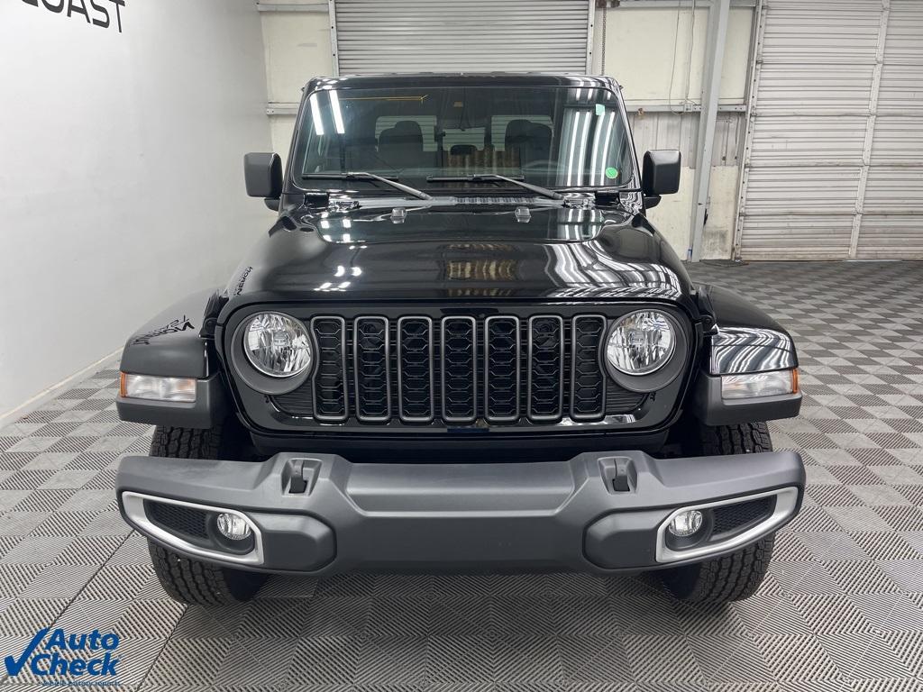 used 2024 Jeep Gladiator car, priced at $38,549