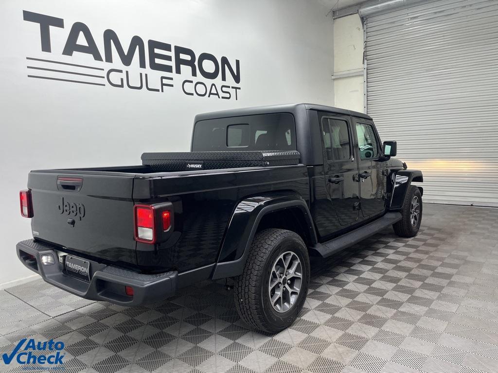used 2024 Jeep Gladiator car, priced at $38,549