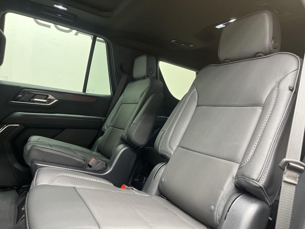 new 2025 GMC Yukon car, priced at $86,260