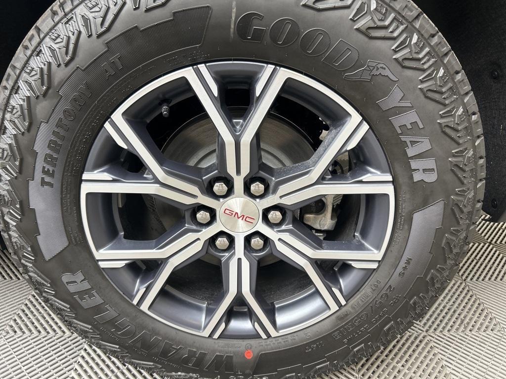 new 2026 GMC Acadia car, priced at $59,191