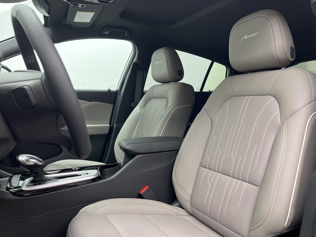 new 2025 Buick Envista car, priced at $32,343