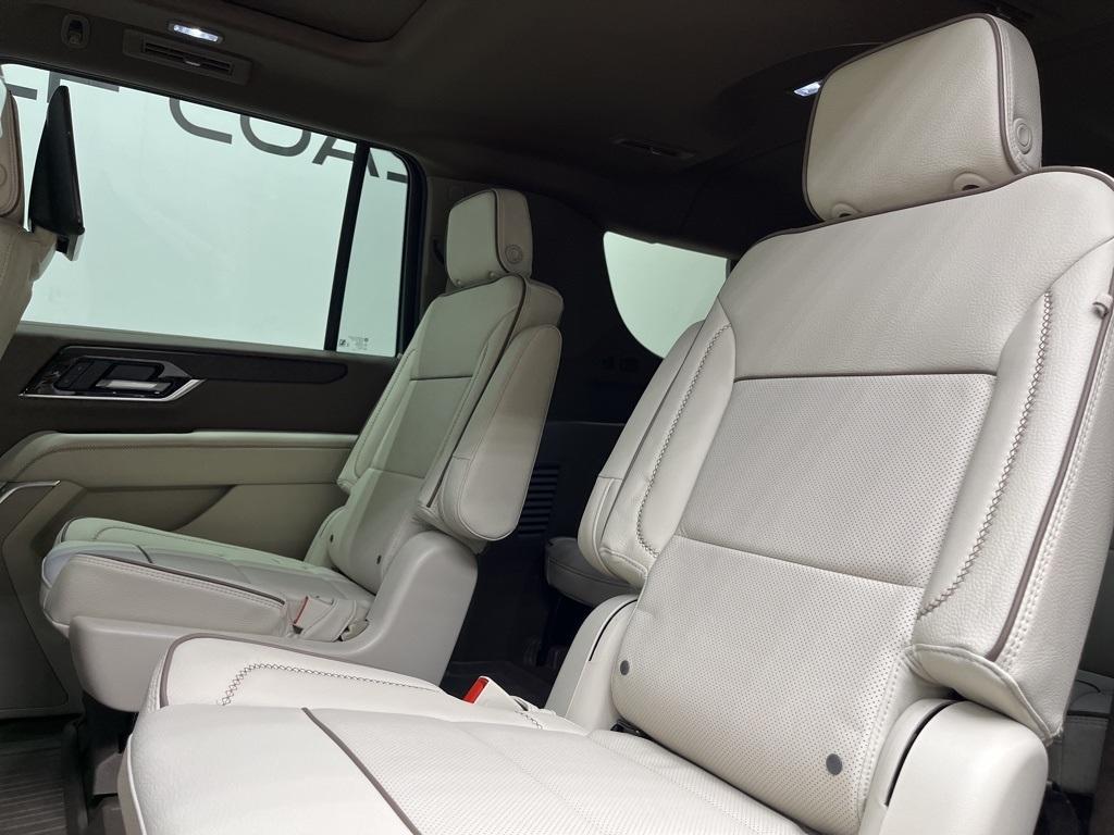 new 2025 GMC Yukon XL car, priced at $98,228