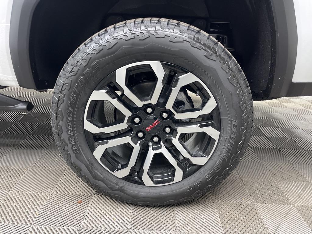 new 2025 GMC Canyon car, priced at $54,423
