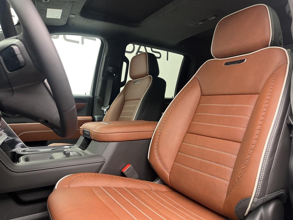 new 2025 GMC Sierra 2500 car, priced at $98,118