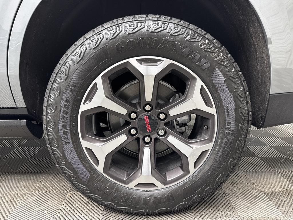 new 2025 GMC Yukon car, priced at $99,284