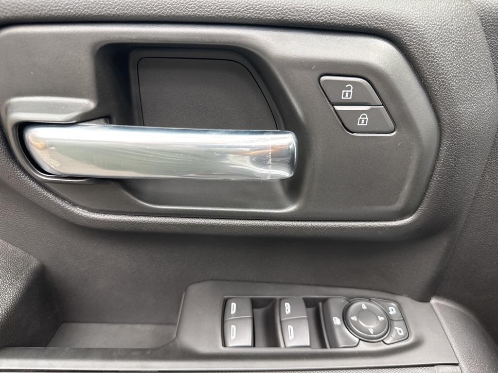 new 2025 GMC Sierra 1500 car, priced at $50,309
