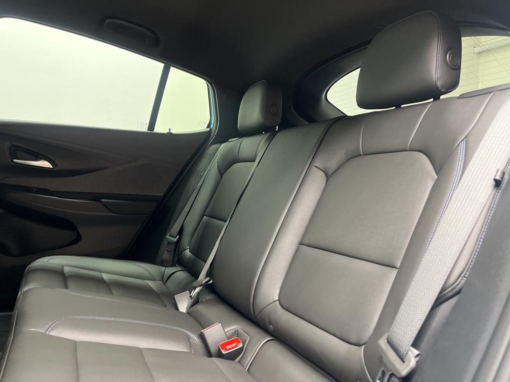 new 2025 Buick Envista car, priced at $28,243