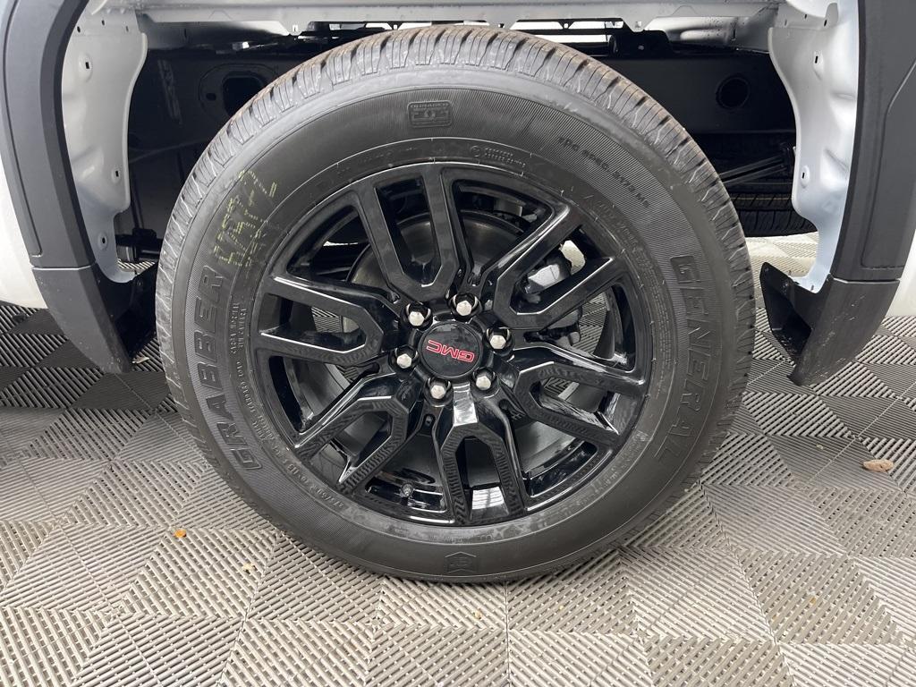 new 2025 GMC Sierra 1500 car, priced at $46,499
