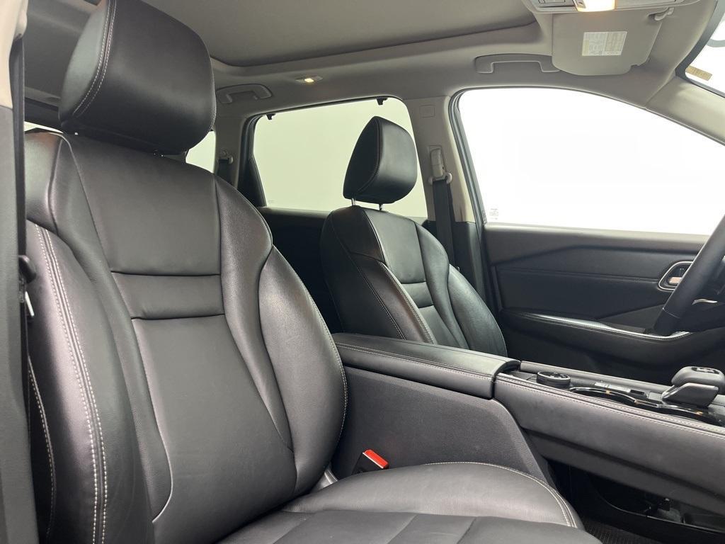 used 2021 Nissan Rogue car, priced at $21,908
