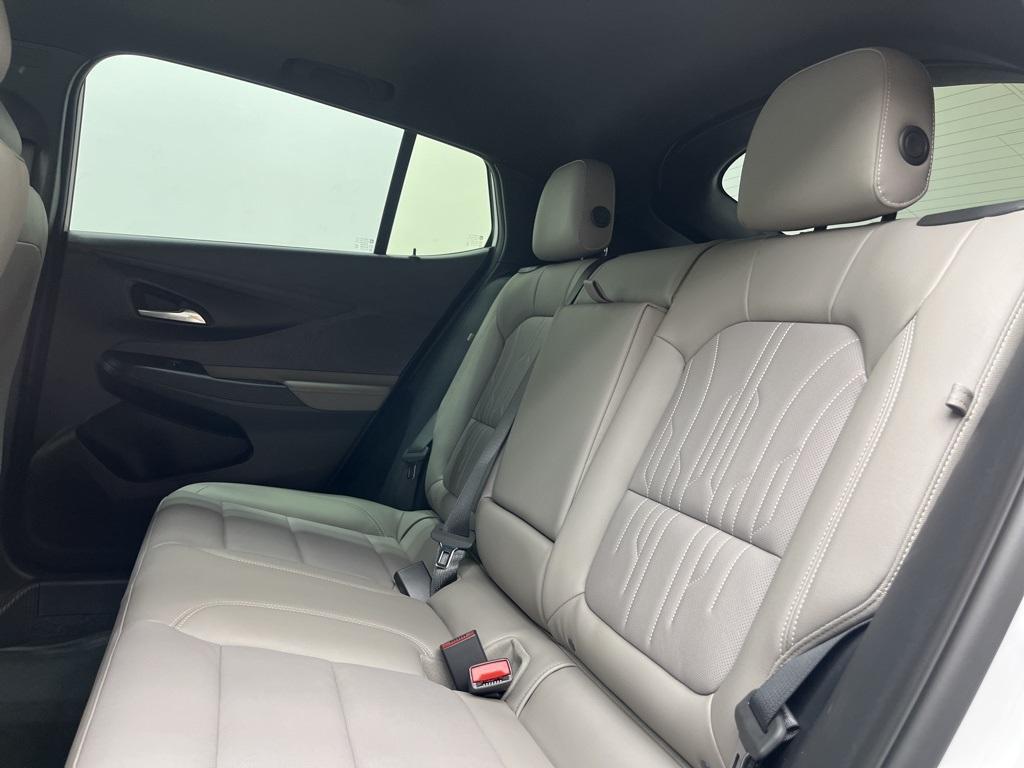 new 2025 Buick Envista car, priced at $31,390