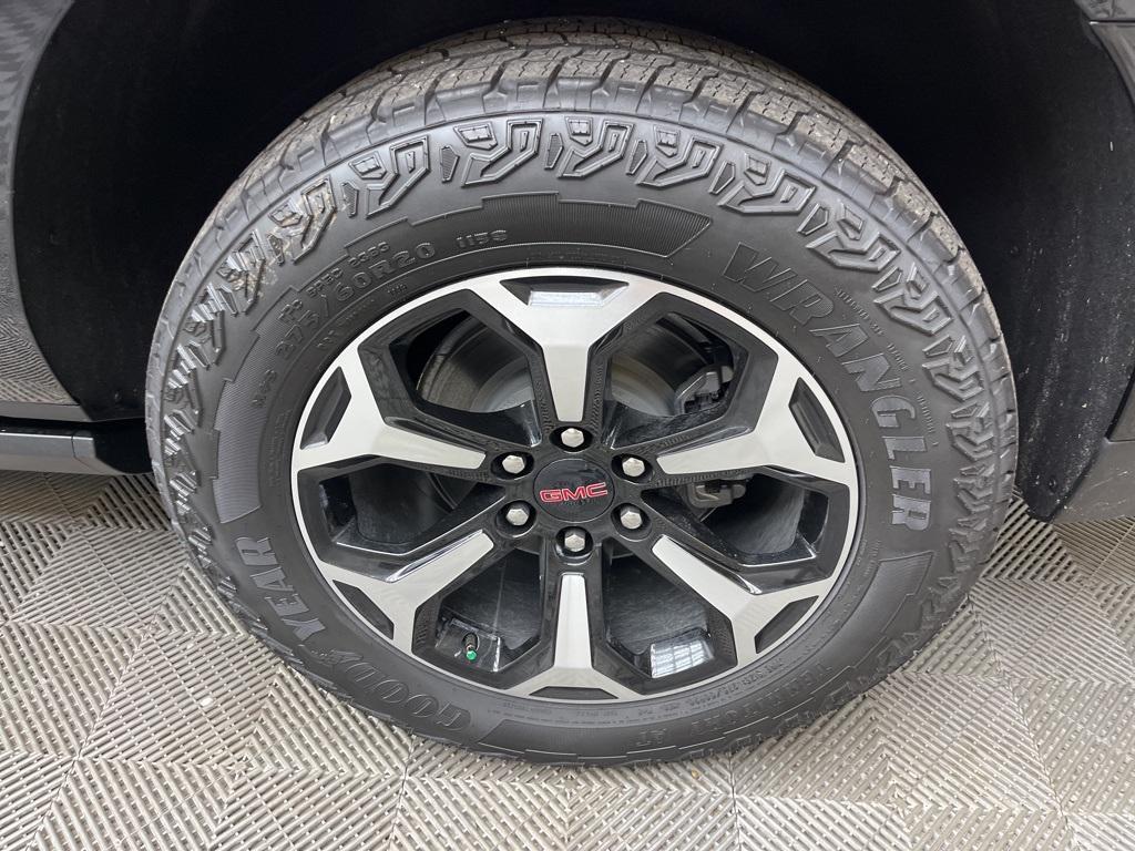 new 2025 GMC Yukon XL car, priced at $92,270