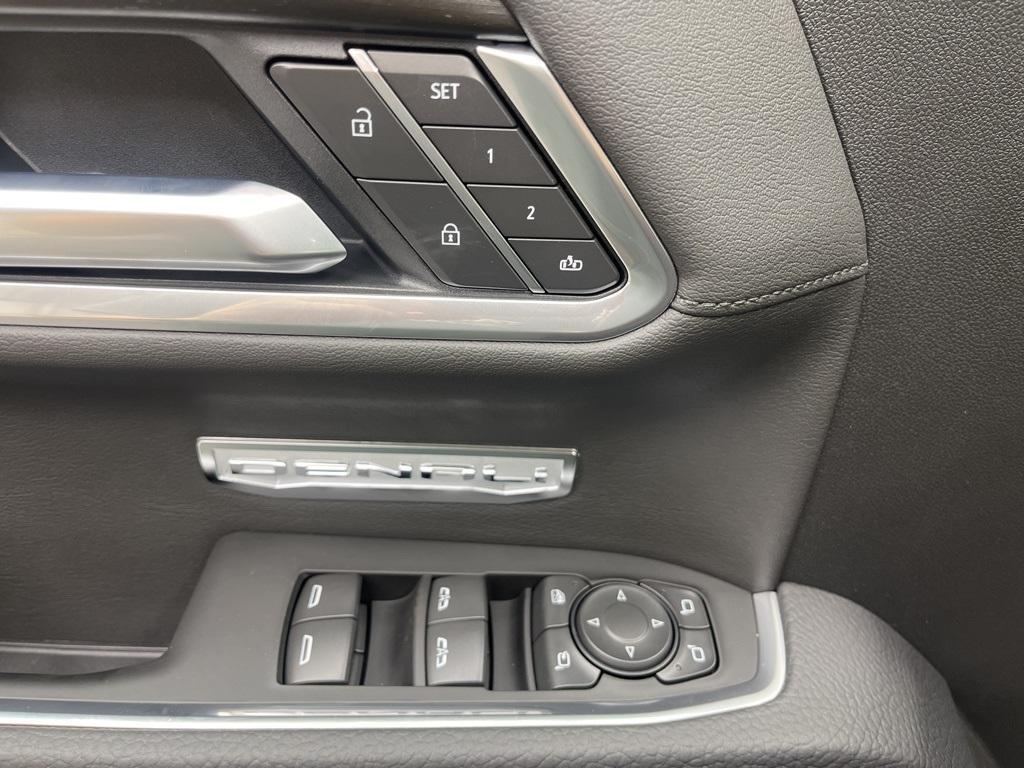 new 2025 GMC Sierra 1500 car, priced at $80,500