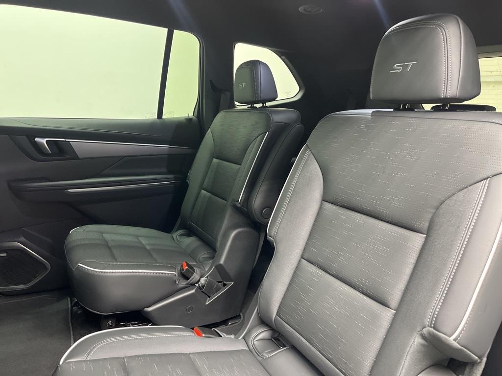 new 2025 Buick Enclave car, priced at $51,569