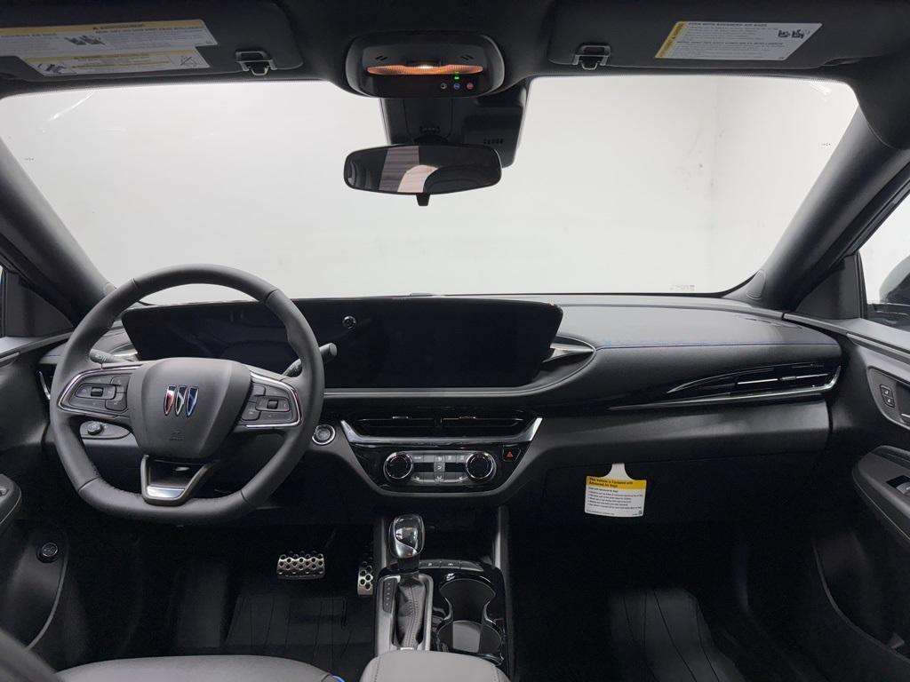 new 2025 Buick Envista car, priced at $29,750