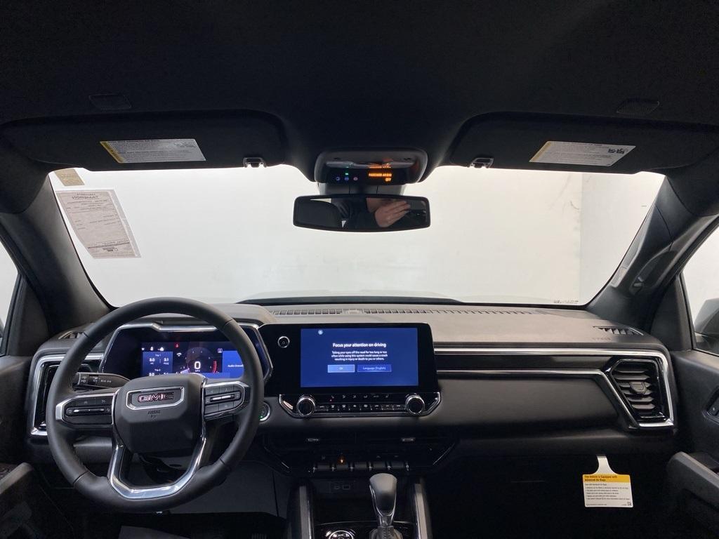 new 2025 GMC Canyon car, priced at $46,778