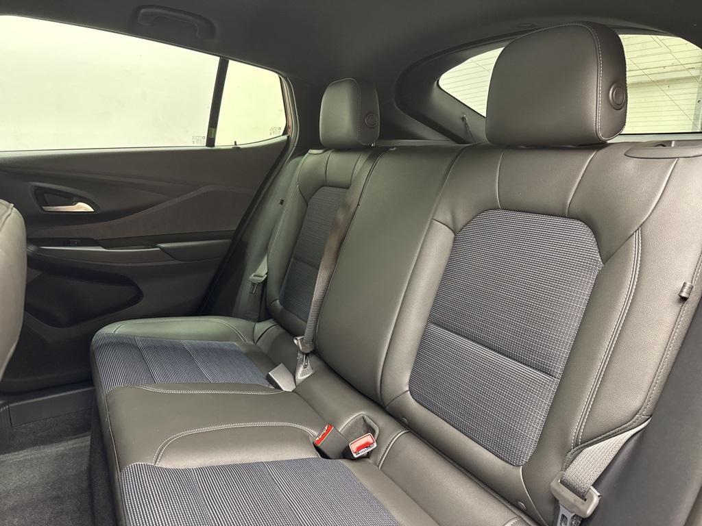 new 2025 Buick Envista car, priced at $26,297