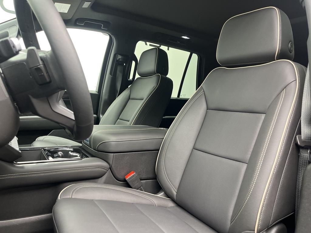 new 2025 GMC Yukon car, priced at $77,960