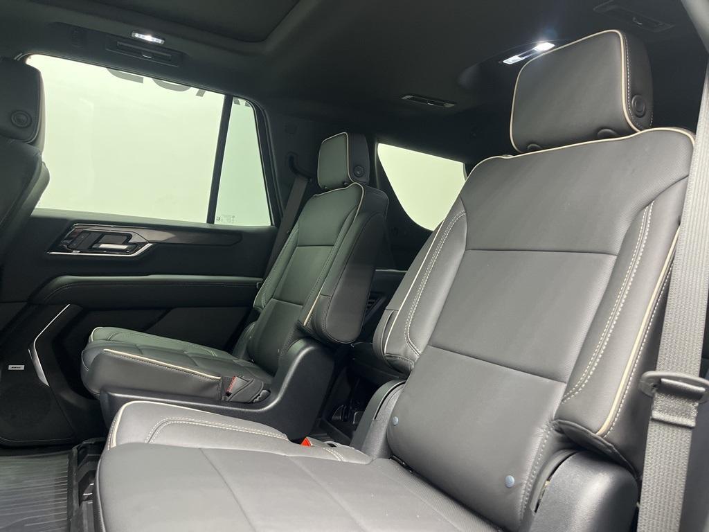 new 2025 GMC Yukon car, priced at $77,960